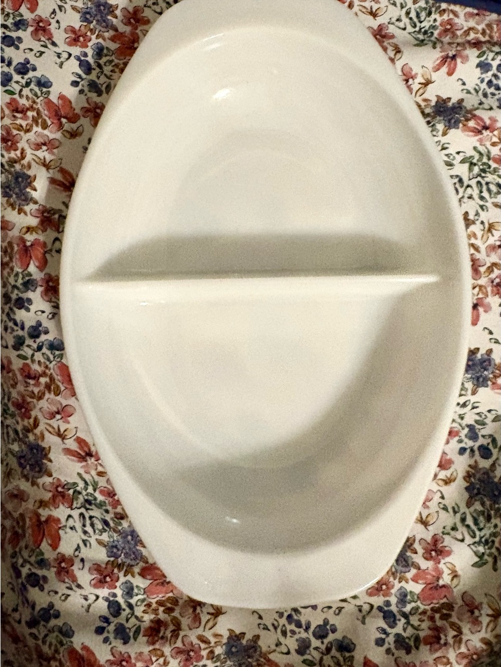 364- vintage Pyrex white opal milk glass 1.5qt baking dish